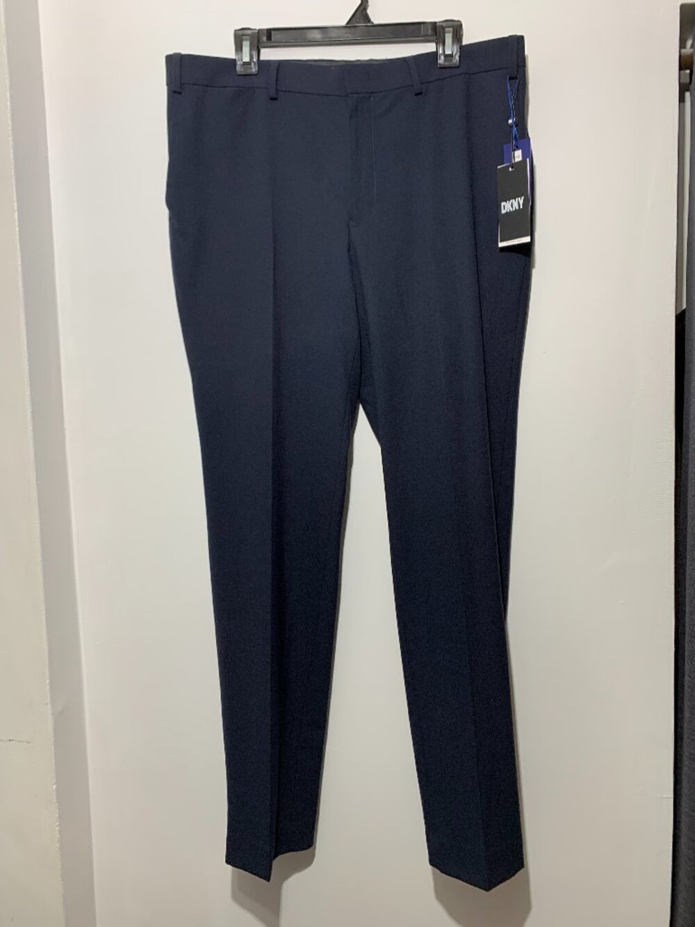 NWT DKNY Mens Dress Pants 36x32 Navy Blue Modern Fit Performance Bi-Stretch NWT
